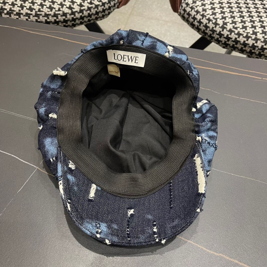 Loewe Caps